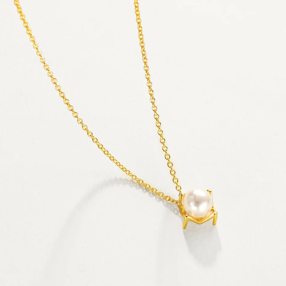 Pearl Crest Necklace